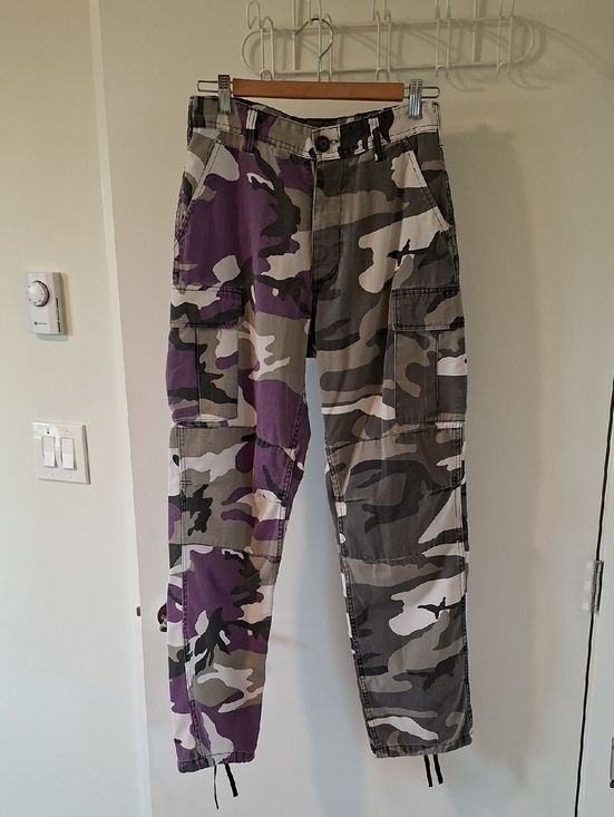 Pants - Purple/Black/White Classic Camo Cargo Pants w/ Adjustable Waist/Ankles (Size S)